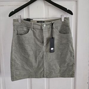 NWT Black label sage green corduroy skirt